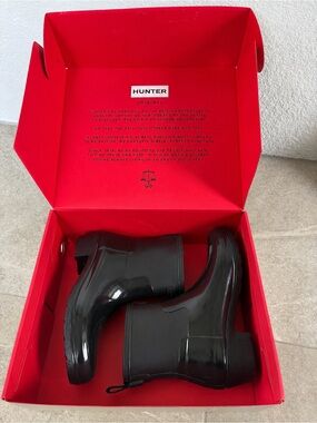 Hunter Original Chelsea Rain Boots | Women’s US 9 | NWOT | Classic Black